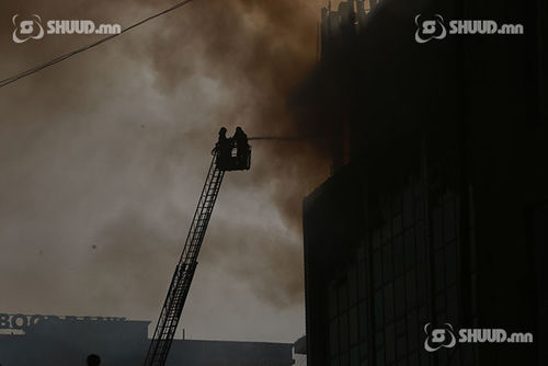 ФОТО: Таван хүний болгоомжгүй үйлдэл 230 алба хаагчийн хүчийг шавхав уу?